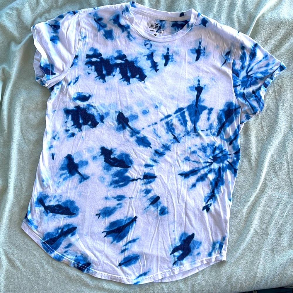 Hollster Curved Hem Tee, Size Large